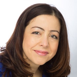 Sandy Ameer-Beg Headshot Photograph